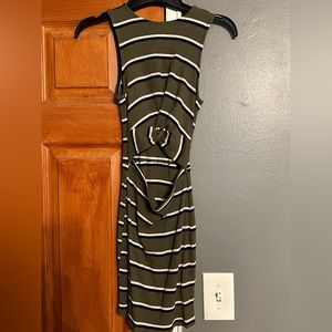 High neck dress with open middle